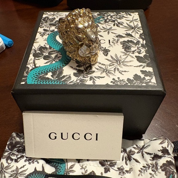 GUCCI FULL INCLUSION Lions Head Ring Size 7.5 - Picture 7 of 7